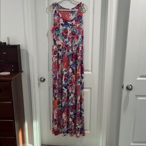 Floral Sleeveless Maxi Dress